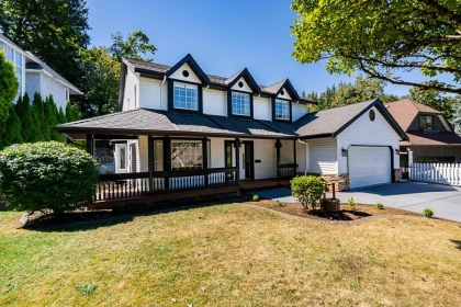 2455 Mountain Drive, Abbotsford, BC, Abbotsford — Single Family Residence for sale