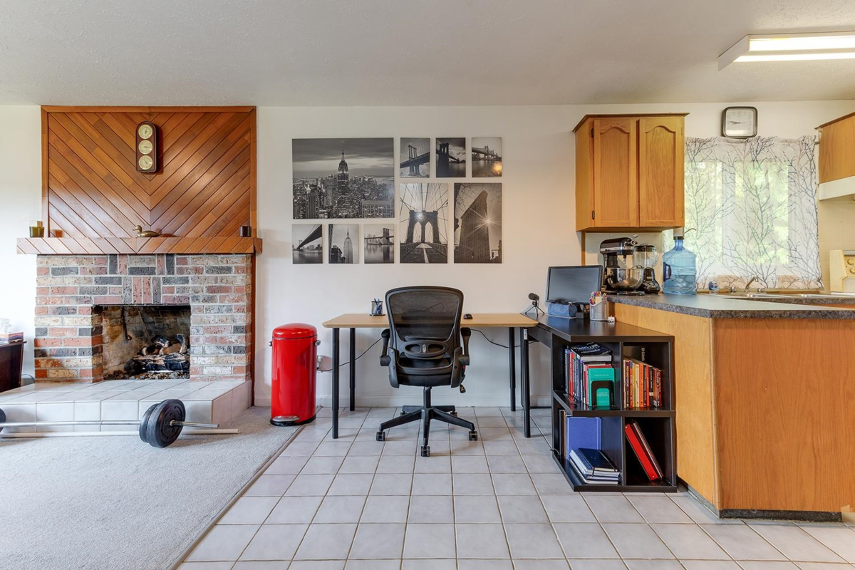 Backyard Photo of 1951 Austin Avenue, Coquitlam, BC