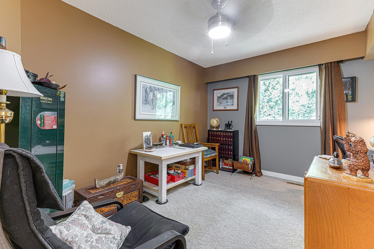 Basement Recreation Room Photo of 1951 Austin Avenue, Coquitlam, BC