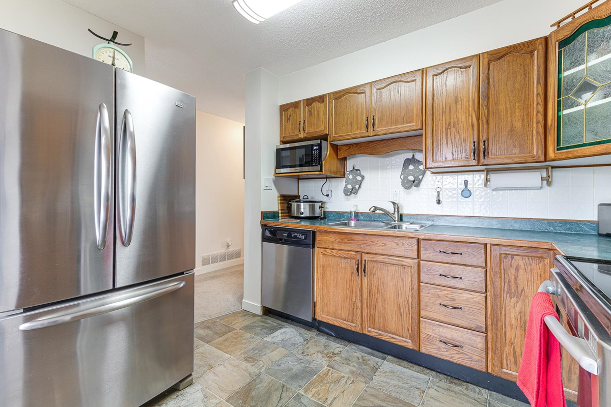 Primary Bathroom Photo of 1951 Austin Avenue, Coquitlam, BC