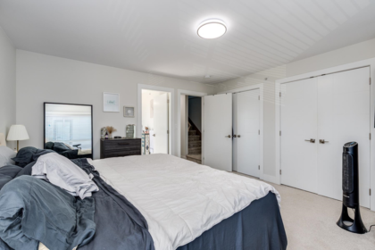 Basement Recreation Room Photo of 1 19631 55a Avenue, Langley, BC