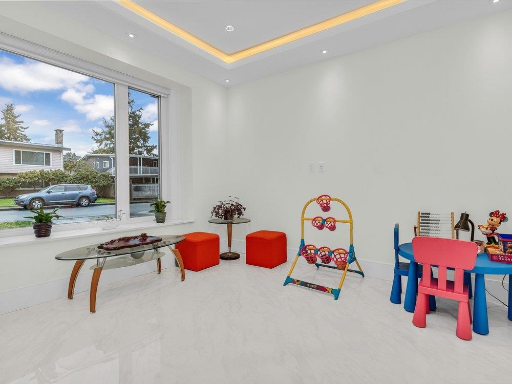 Breakfast Nook Photo of 3771 Bowen Drive, Richmond, BC