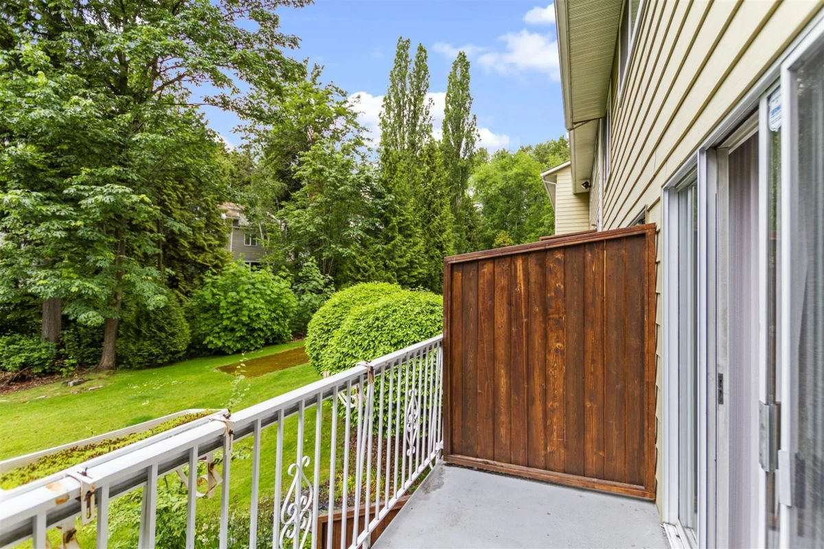 Hallway Photo of 34 5330 Broadway, Burnaby, BC