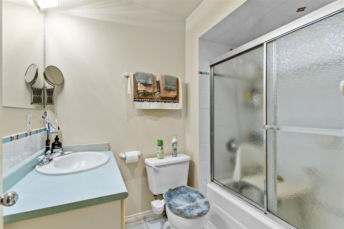 Loft / Bonus Room Photo of 34 5330 Broadway, Burnaby, BC