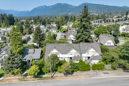 308 W 15th Street, North Vancouver, BC, North Vancouver — Townhouse for sale