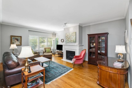 308 W 15th Street, North Vancouver, BC, North Vancouver — Townhouse for sale