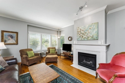 308 W 15th Street, North Vancouver, BC, North Vancouver — Townhouse for sale