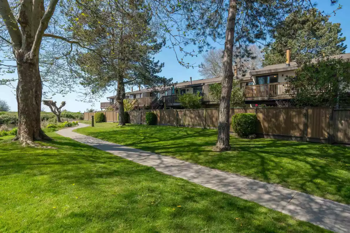 Hallway Photo of 71 11491 7th Avenue, Richmond, BC