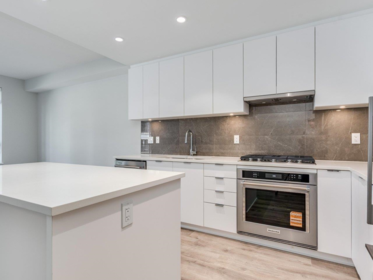 209 625 Cottonwood Avenue, Coquitlam, BC, Coquitlam — Apartment/Condo for sale