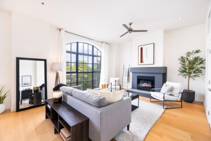 202 4590 Earles Street, Vancouver, BC, Vancouver — Apartment/Condo for sale