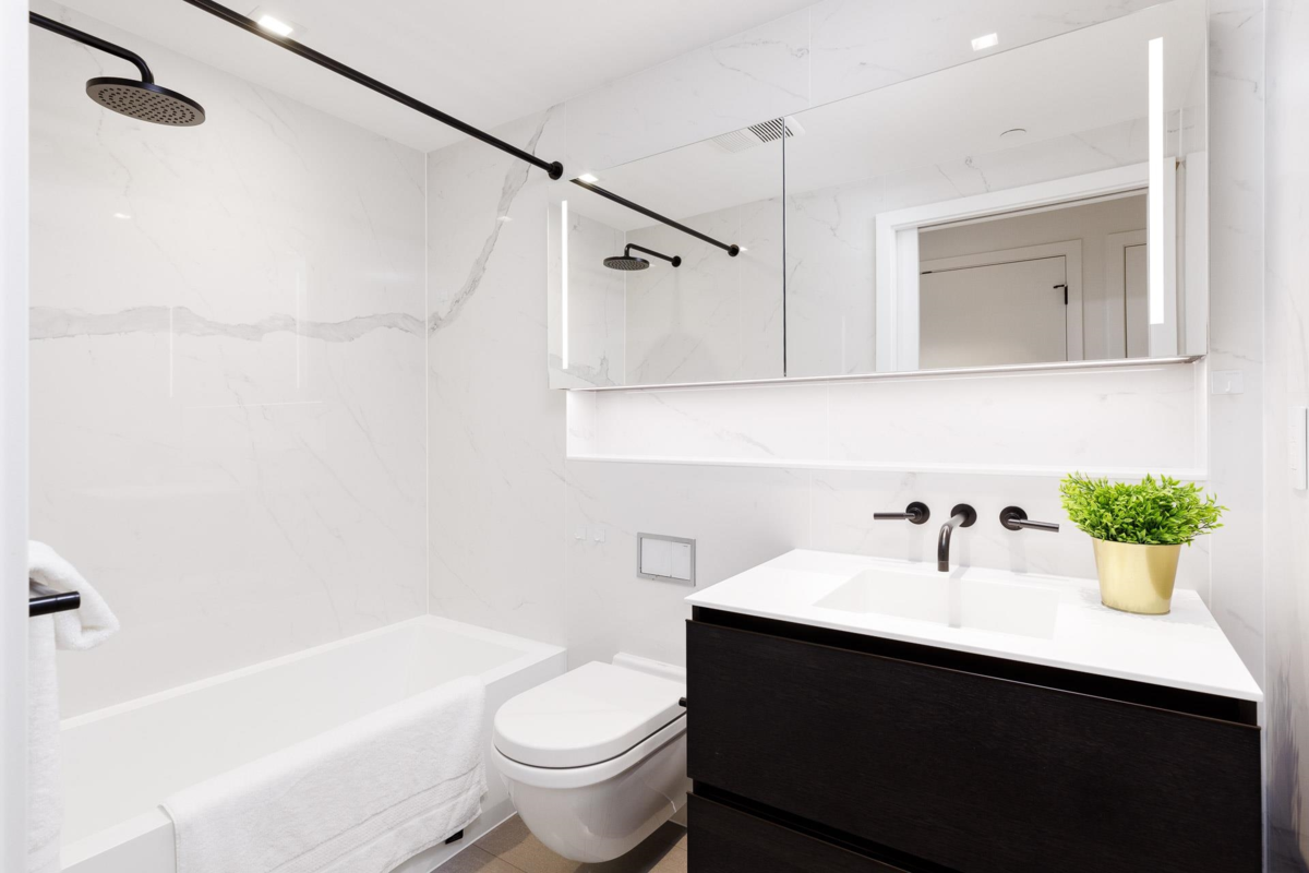 Hot Tub / Spa Photo of 1201 620 Cardero Street, Vancouver, BC
