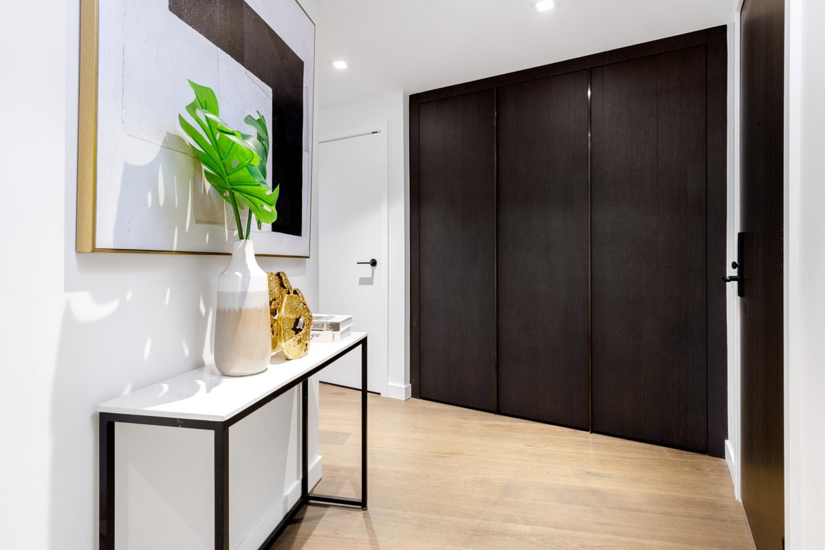 Living Room Photo of 1201 620 Cardero Street, Vancouver, BC