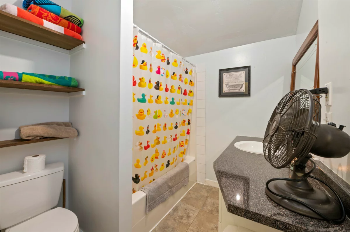 Hot Tub / Spa Photo of 2594 Campbell Avenue, Abbotsford, BC