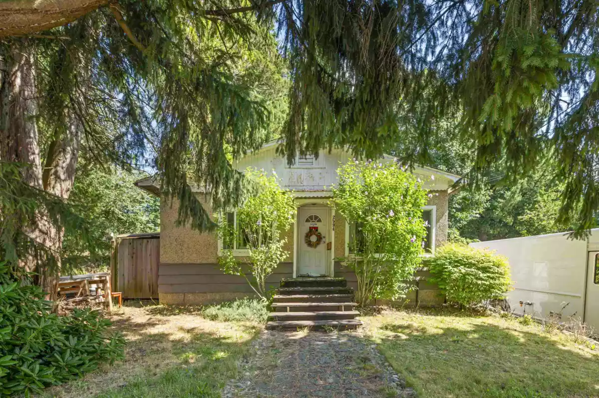 Loft / Bonus Room Photo of 2594 Campbell Avenue, Abbotsford, BC