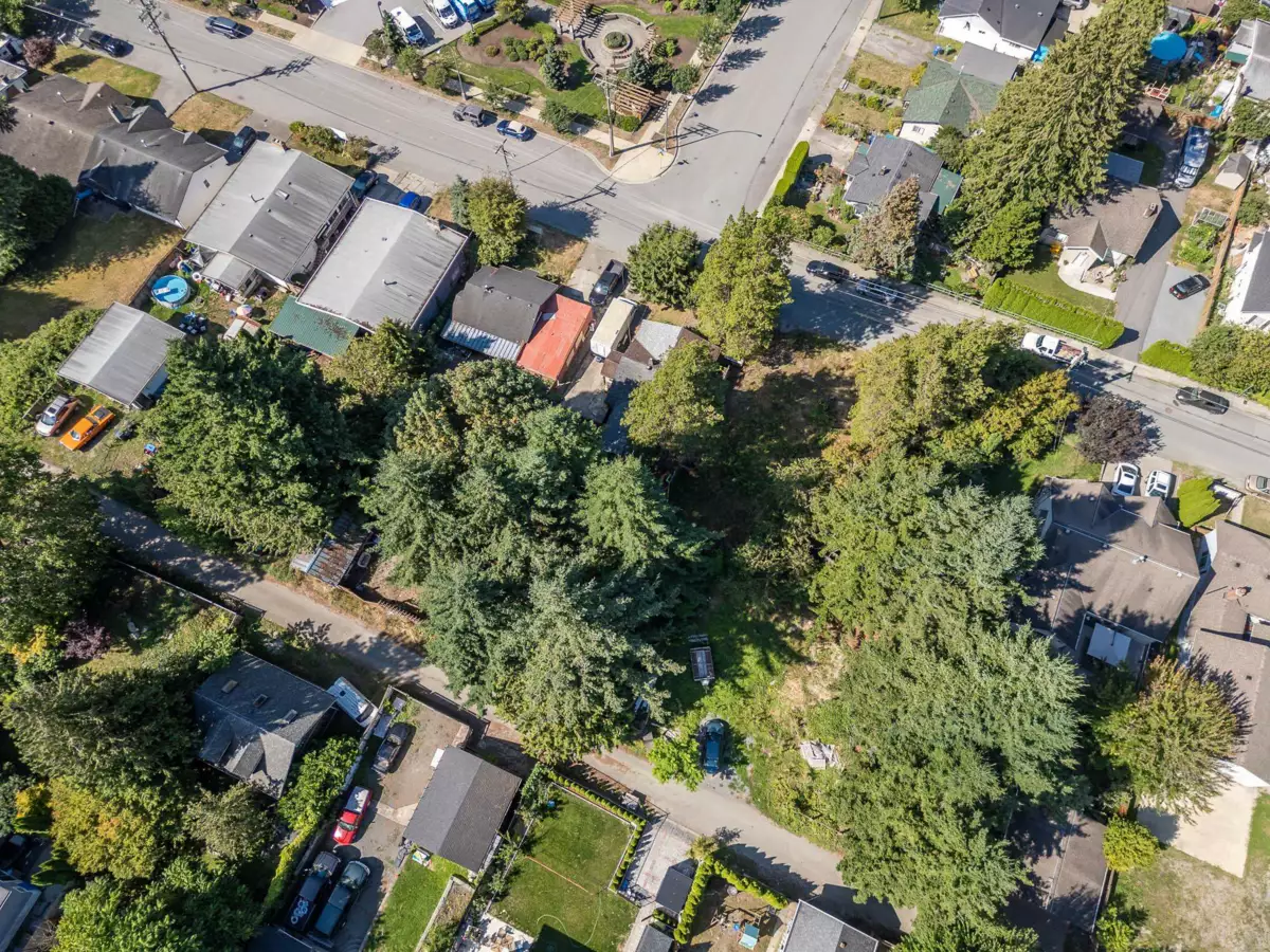 Powder Room Photo of 2594 Campbell Avenue, Abbotsford, BC