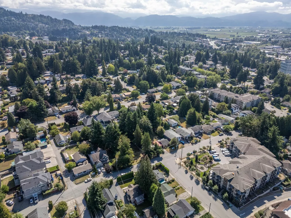 Primary Bedroom Photo of 2594 Campbell Avenue, Abbotsford, BC