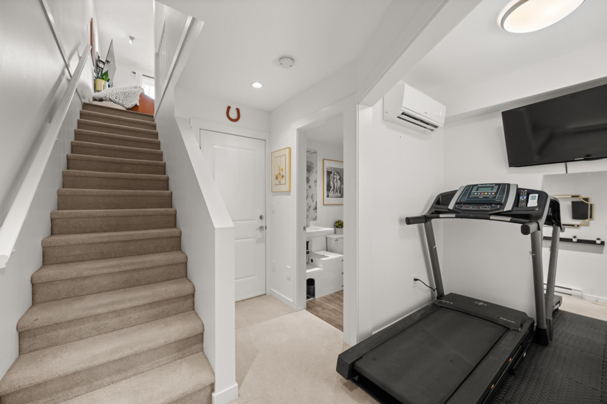 Walk-In Closet Photo of 26 19477 72a Avenue, Surrey, BC