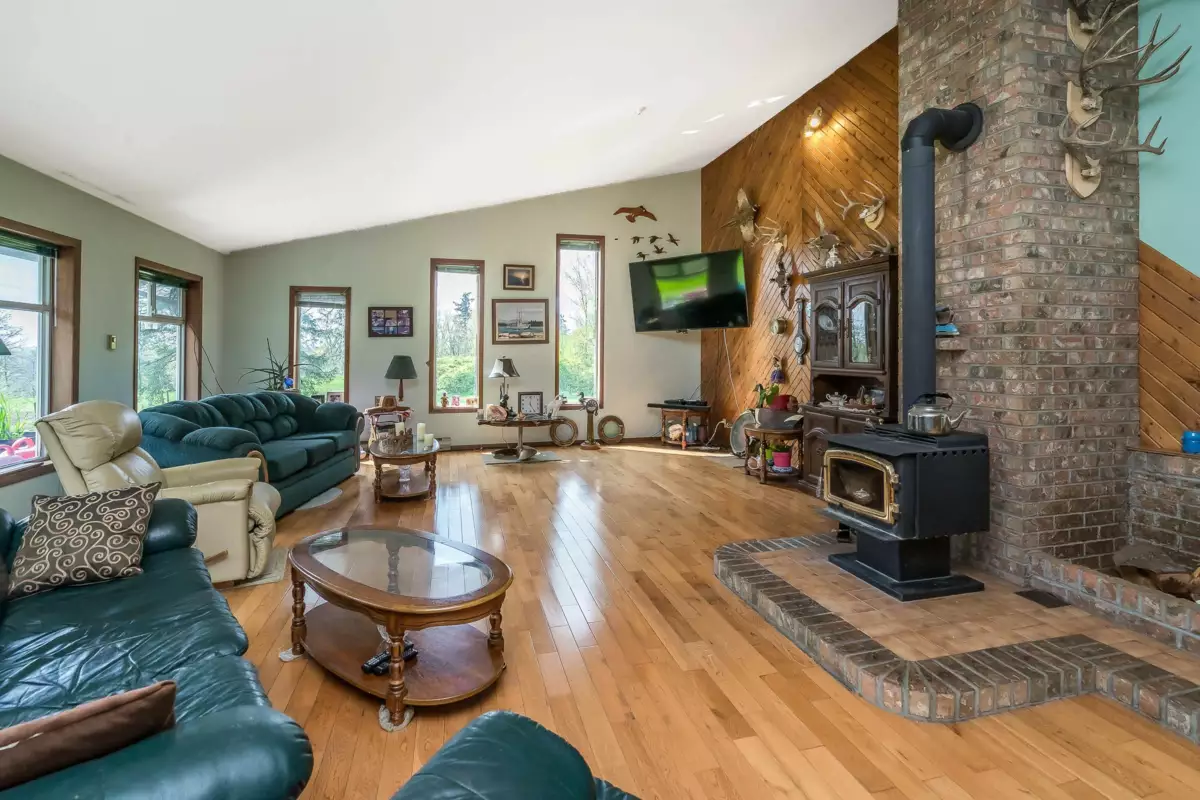 Backyard Photo of 24548 21b Avenue, Langley, BC