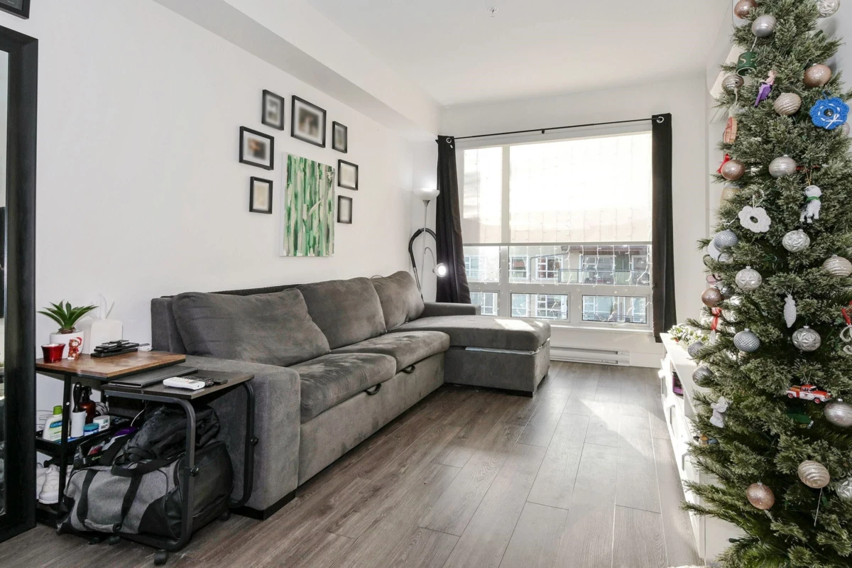 Family Room Photo of A414 20727 Willoughby Town Centre Drive, Langley, BC