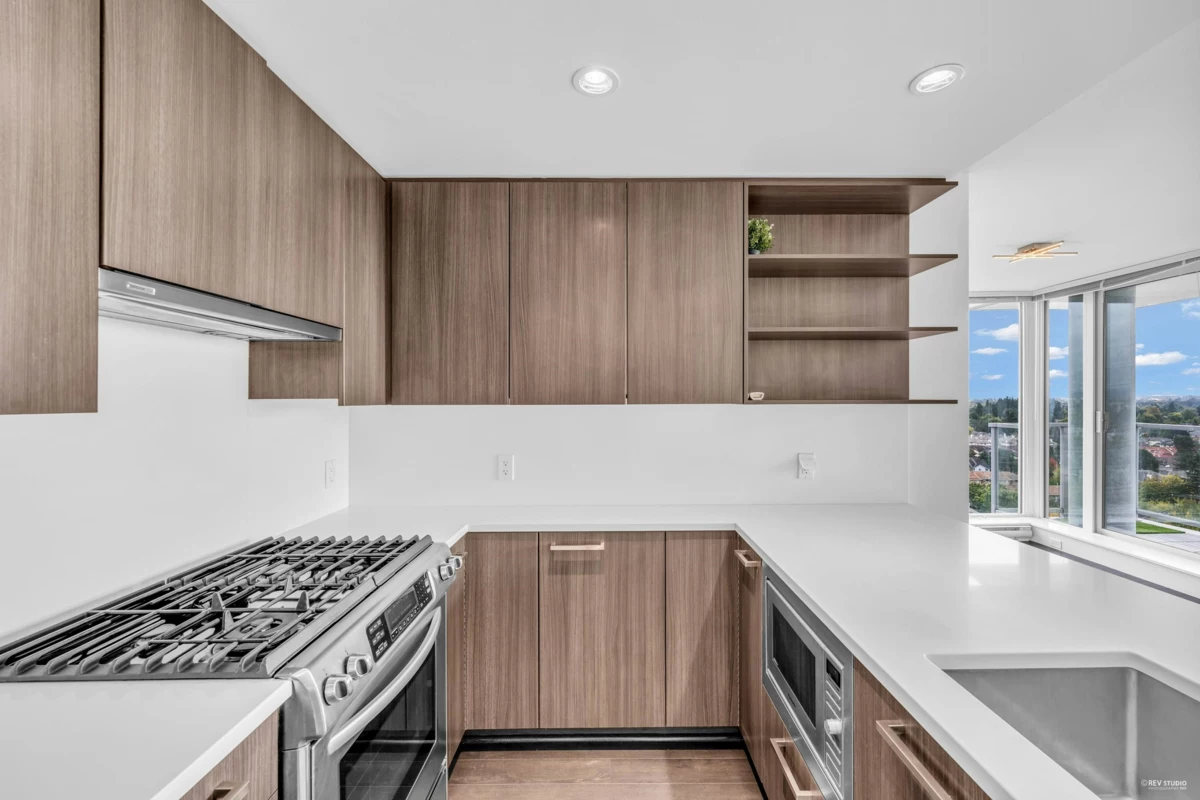 Kitchen Photo of 1802 8288 Granville Avenue, Richmond, BC