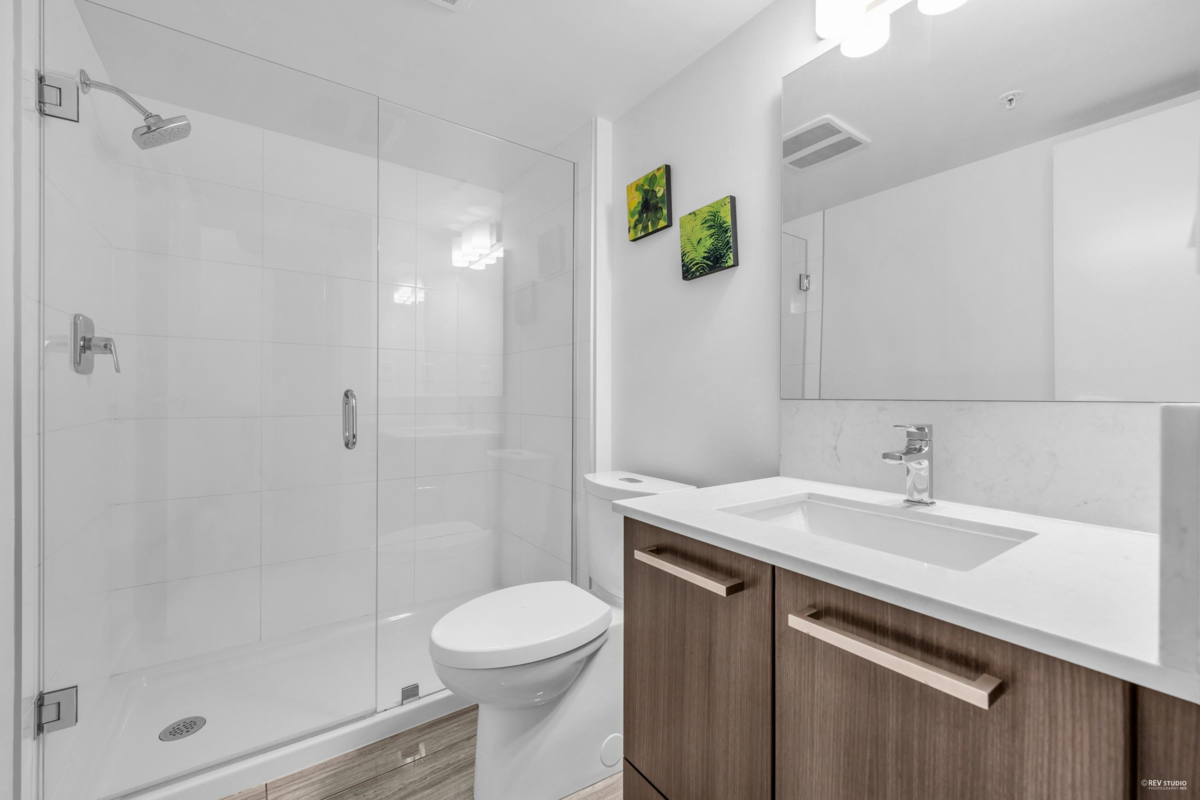 Walk-In Closet Photo of 1802 8288 Granville Avenue, Richmond, BC