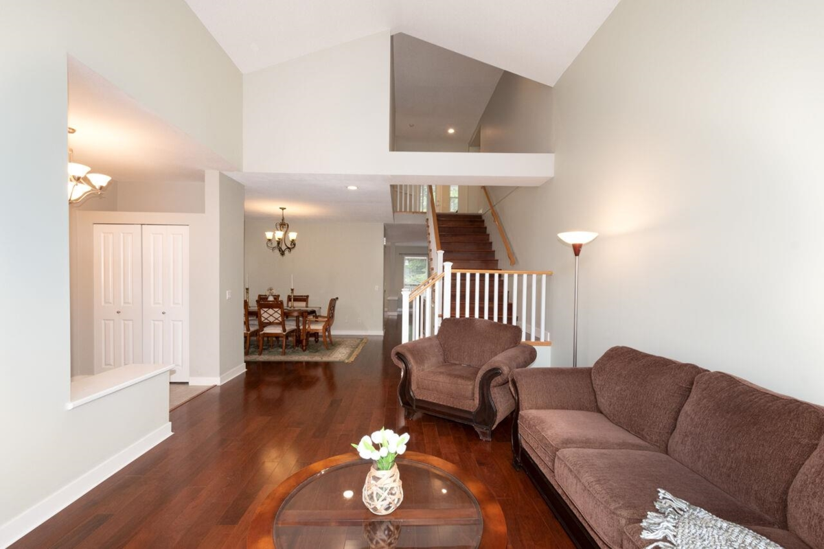 Kitchen Photo of 82 Cliffwood Drive, Port Moody, BC