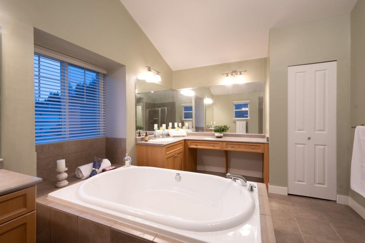 Outdoor Deck Photo of 82 Cliffwood Drive, Port Moody, BC