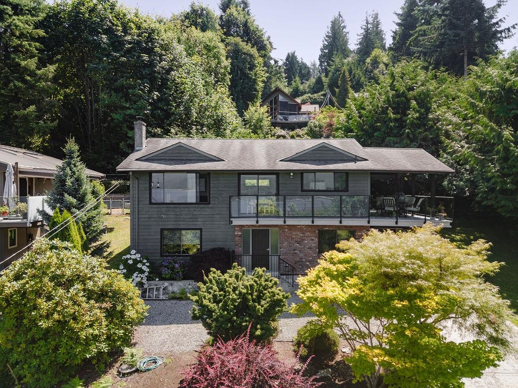 Exterior Front Photo of 6950 Porpoise Drive, Sechelt, BC