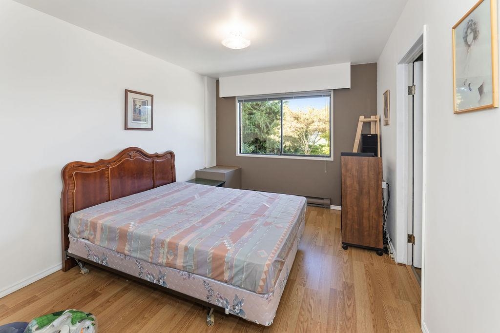 Loft / Bonus Room Photo of 6950 Porpoise Drive, Sechelt, BC