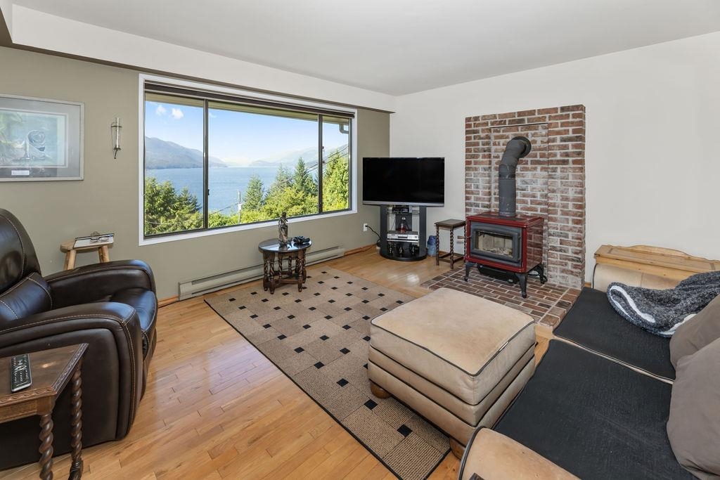 Pantry Photo of 6950 Porpoise Drive, Sechelt, BC