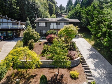 6950 Porpoise Drive, Sechelt, BC, Sechelt — Single Family Residence for sale
