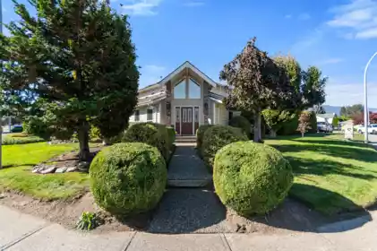 45355 Jasper Drive, Chilliwack, BC, Chilliwack — Single Family Residence for sale