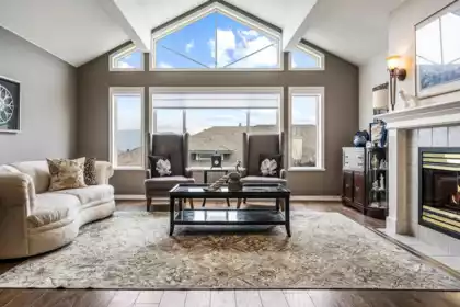 27 8590 Sunrise Drive, Chilliwack, BC, Chilliwack — Townhouse for sale