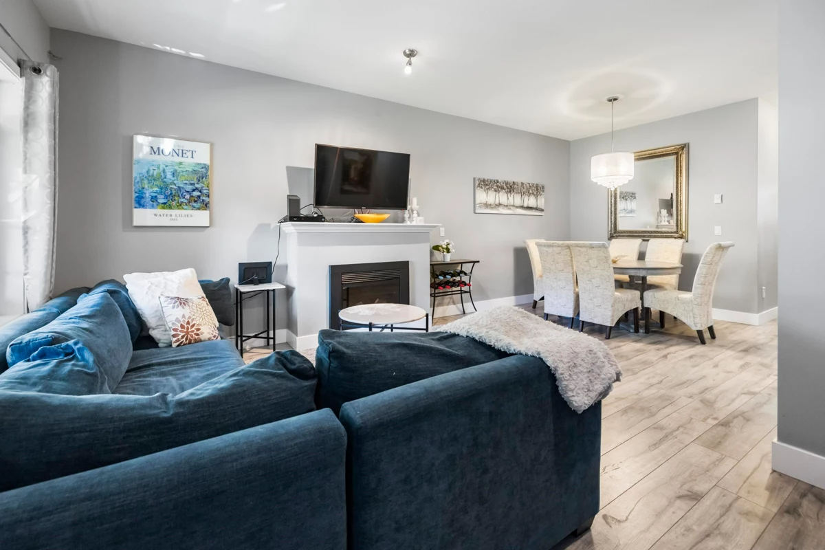 Breakfast Nook Photo of 30 6852 193 Street, Surrey, BC