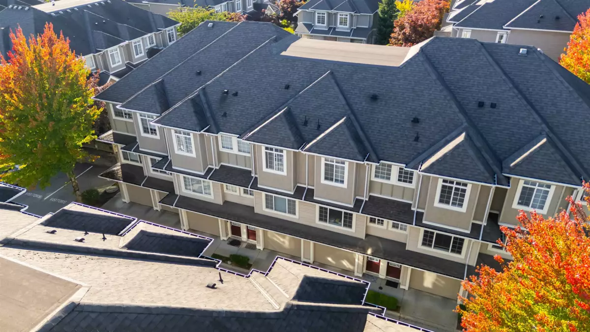 Living Room Photo of 30 6852 193 Street, Surrey, BC