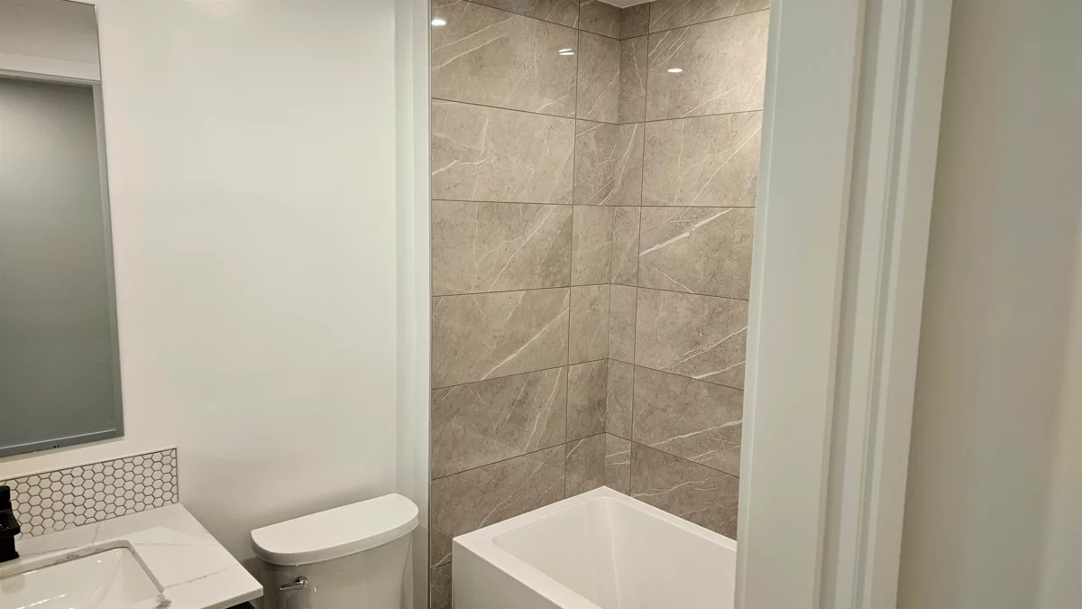 Powder Room Photo of 316 2250 E 1st Avenue, Vancouver, BC