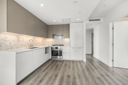 406 8181 Chester Street, Vancouver, BC, Vancouver — Apartment/Condo for sale
