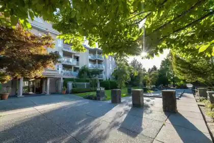 Laundry Room Photo of 305 13733 74 Avenue, Surrey, BC