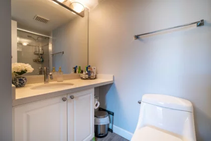 Powder Room Photo of 305 13733 74 Avenue, Surrey, BC