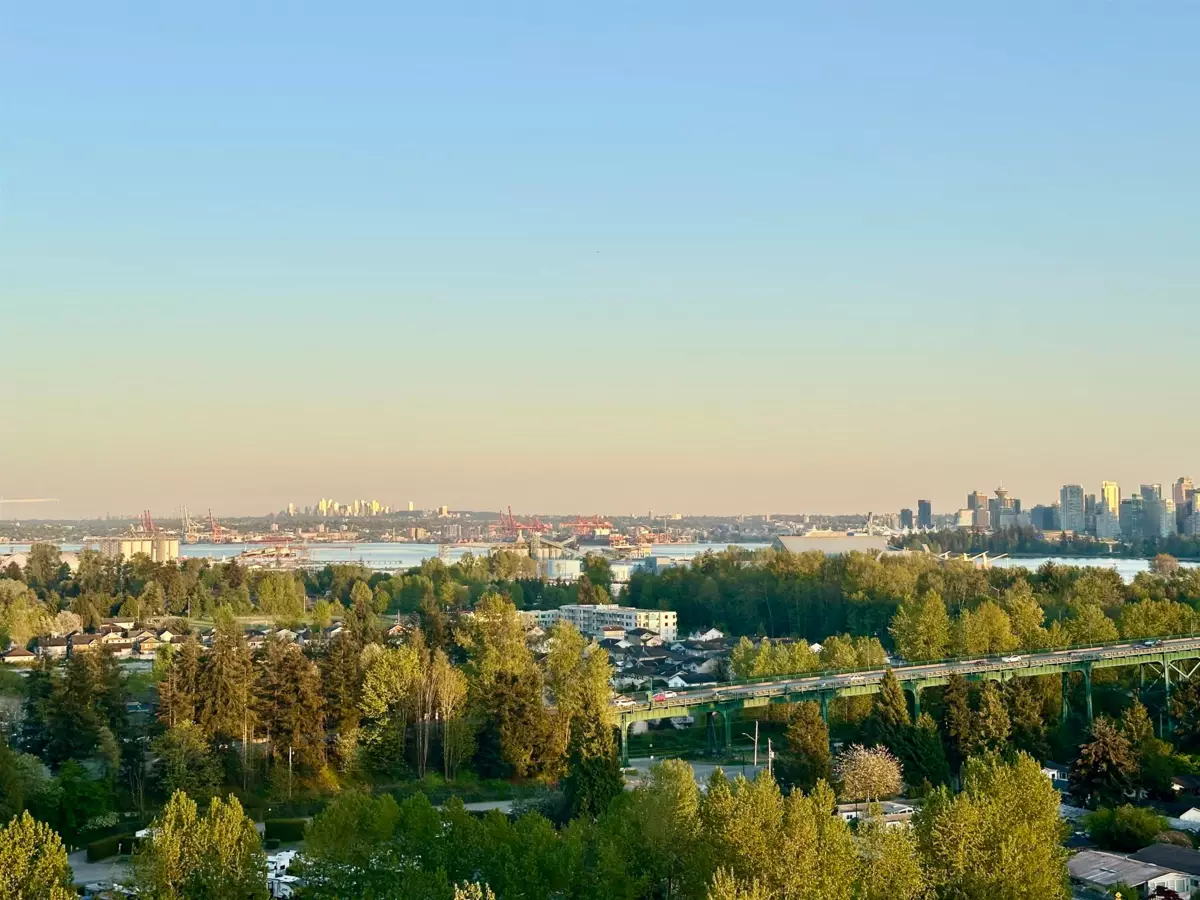 Exterior Front Photo of 20C 338 Taylor Way, West Vancouver, BC