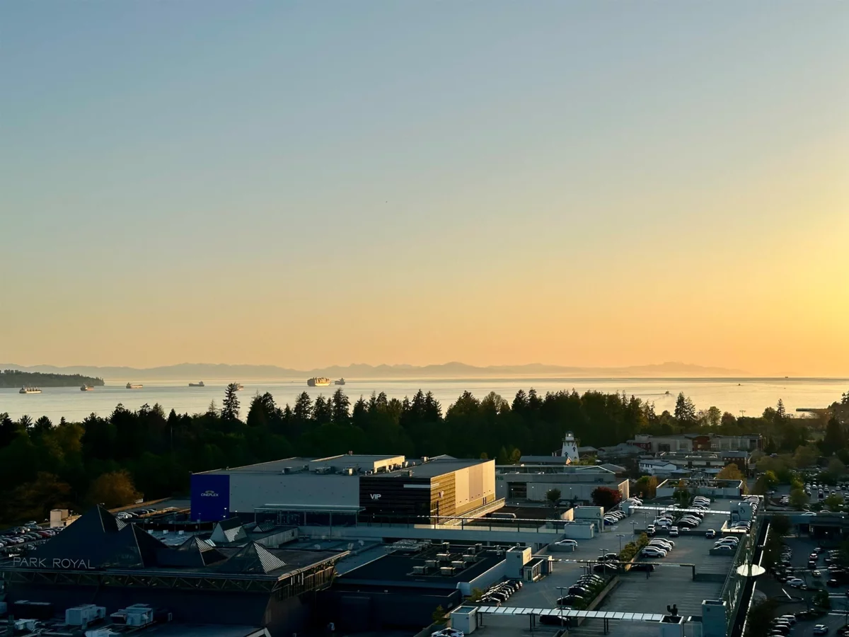 Family Room Photo of 20C 338 Taylor Way, West Vancouver, BC