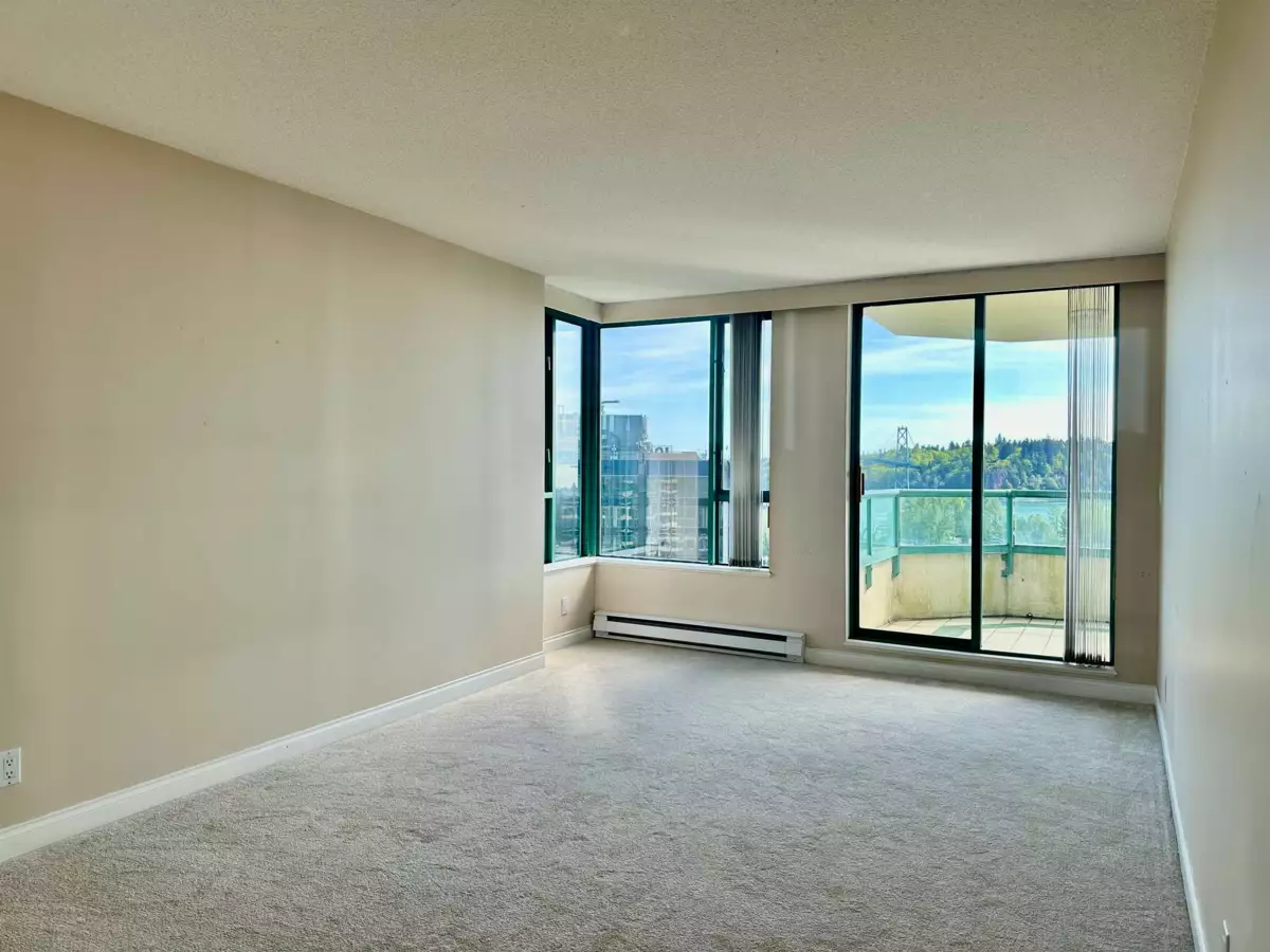 Laundry Room Photo of 20C 338 Taylor Way, West Vancouver, BC