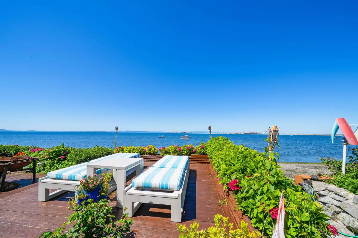 Primary Bedroom Photo of 768 Tsawwassen Beach Road, Delta, BC