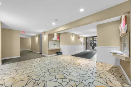 302 6508 Denbigh Avenue, Burnaby, BC, Burnaby — Apartment/Condo for sale