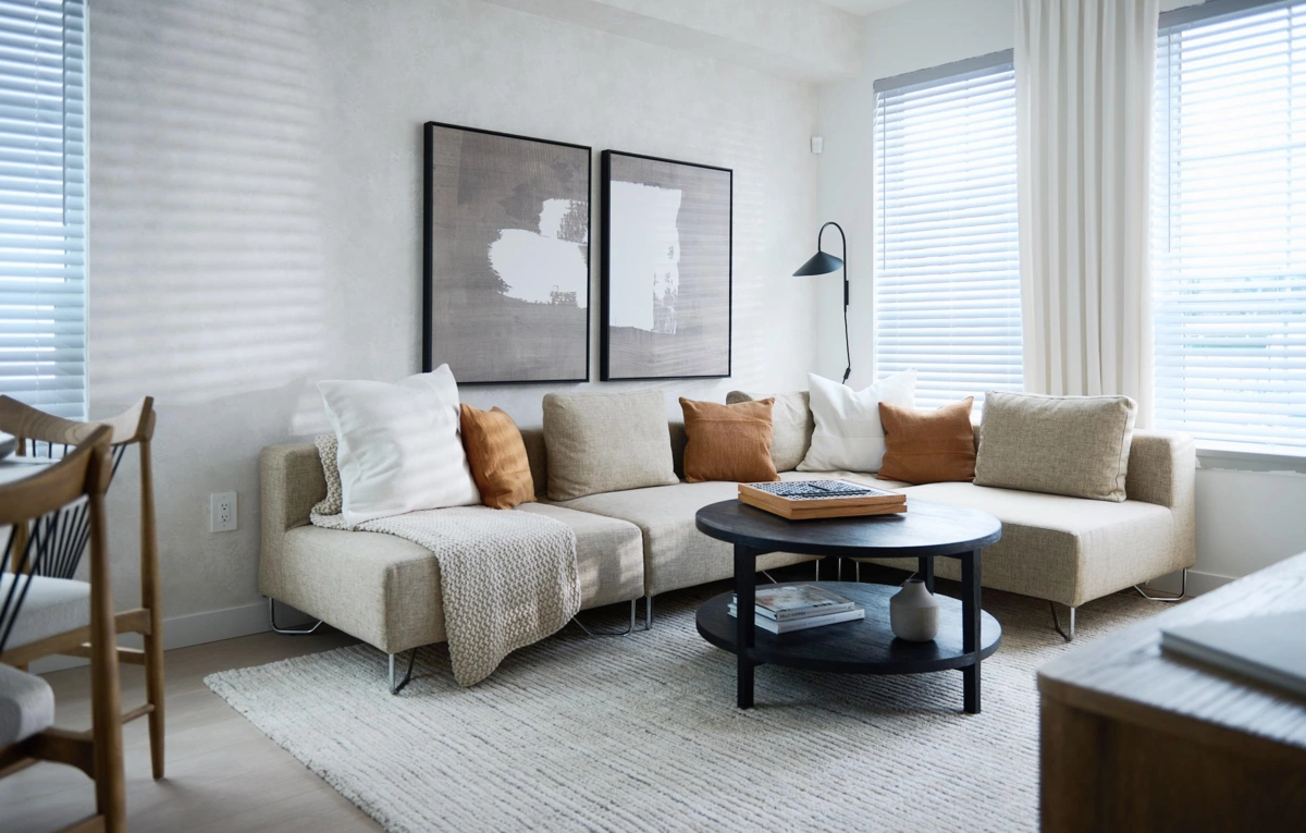 Living Room Photo of 79 2886 Montrose Avenue, Abbotsford, BC