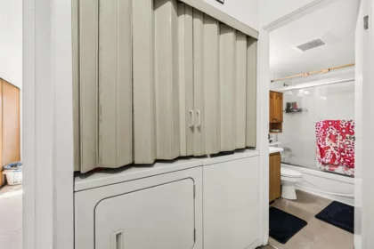 Primary Bathroom Photo of 13345 70b Avenue, Surrey, BC