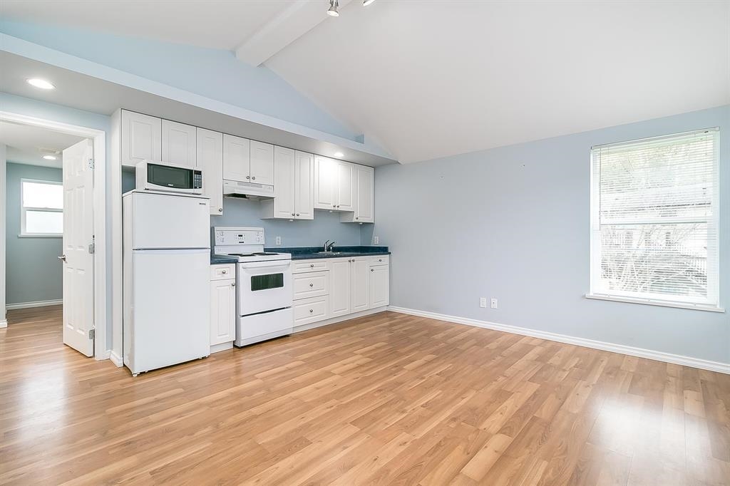 Swimming Pool Photo of 9276 Greer Street, Langley, BC