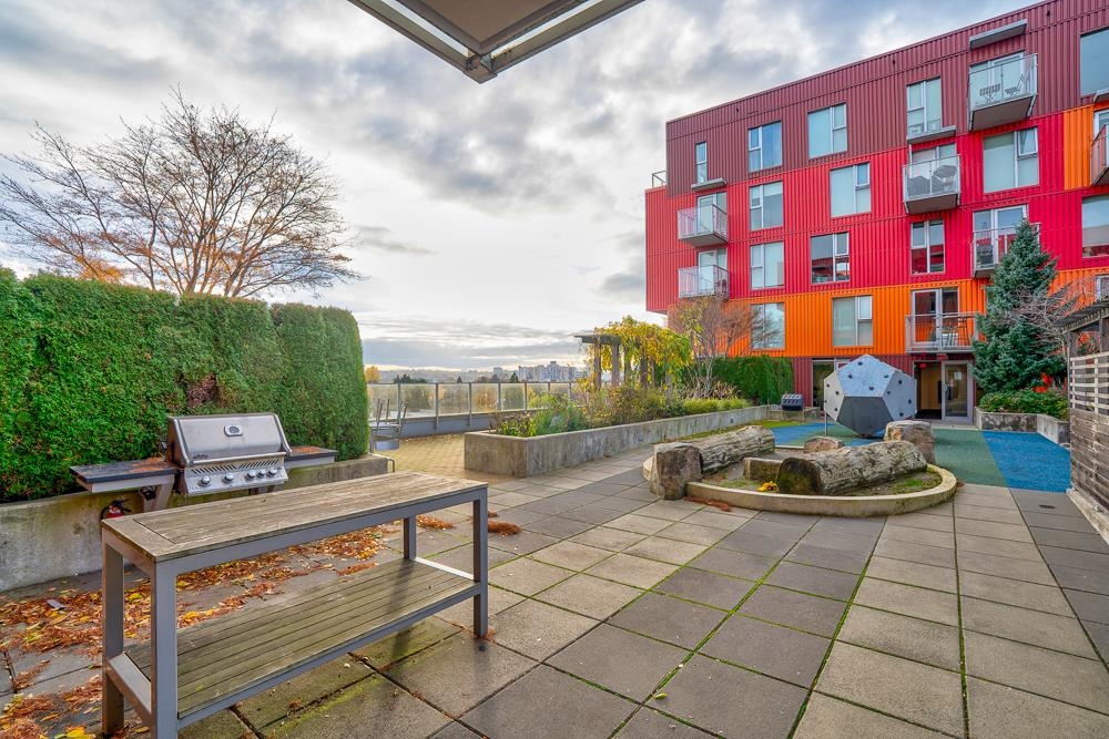 Garden / Landscaping Photo of 201 983 E Hastings Street, Vancouver, BC