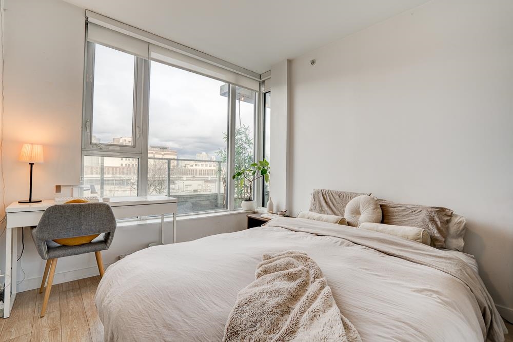 Powder Room Photo of 201 983 E Hastings Street, Vancouver, BC