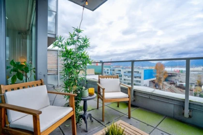 Laundry Room Photo of 201 983 E Hastings Street, Vancouver, BC